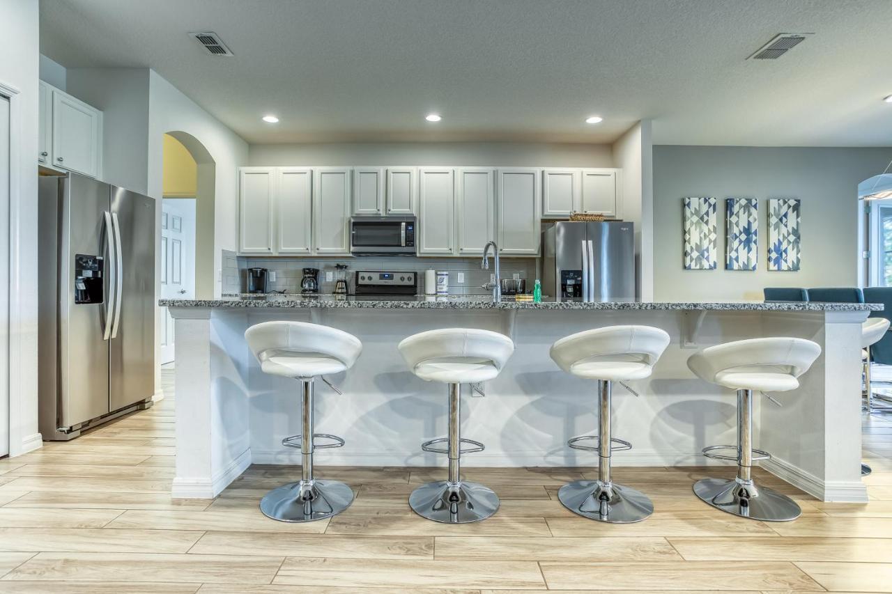Coastal Breeze Villa Davenport Bagian luar foto